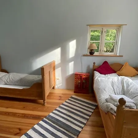 Apartment In Historischem Pfarrhof Auf Ruegen *